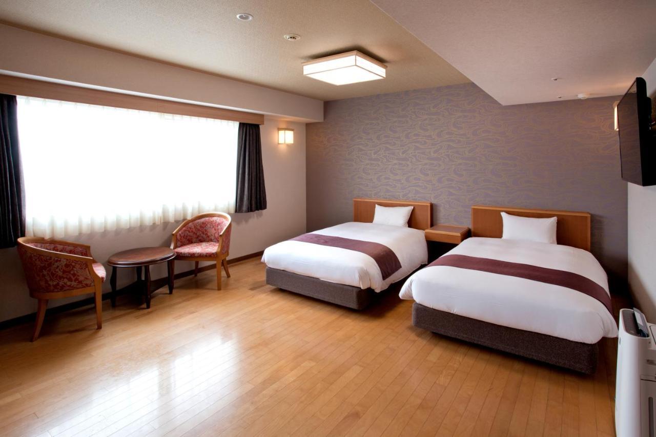 Natural Hot Spring Yaoji Hakata Hotel Fukuoka  Eksteriør billede